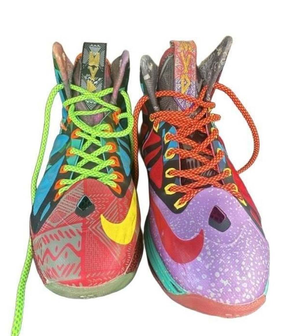 Nike LeBron 10 Basketball Shoes Mens Size 8.5
